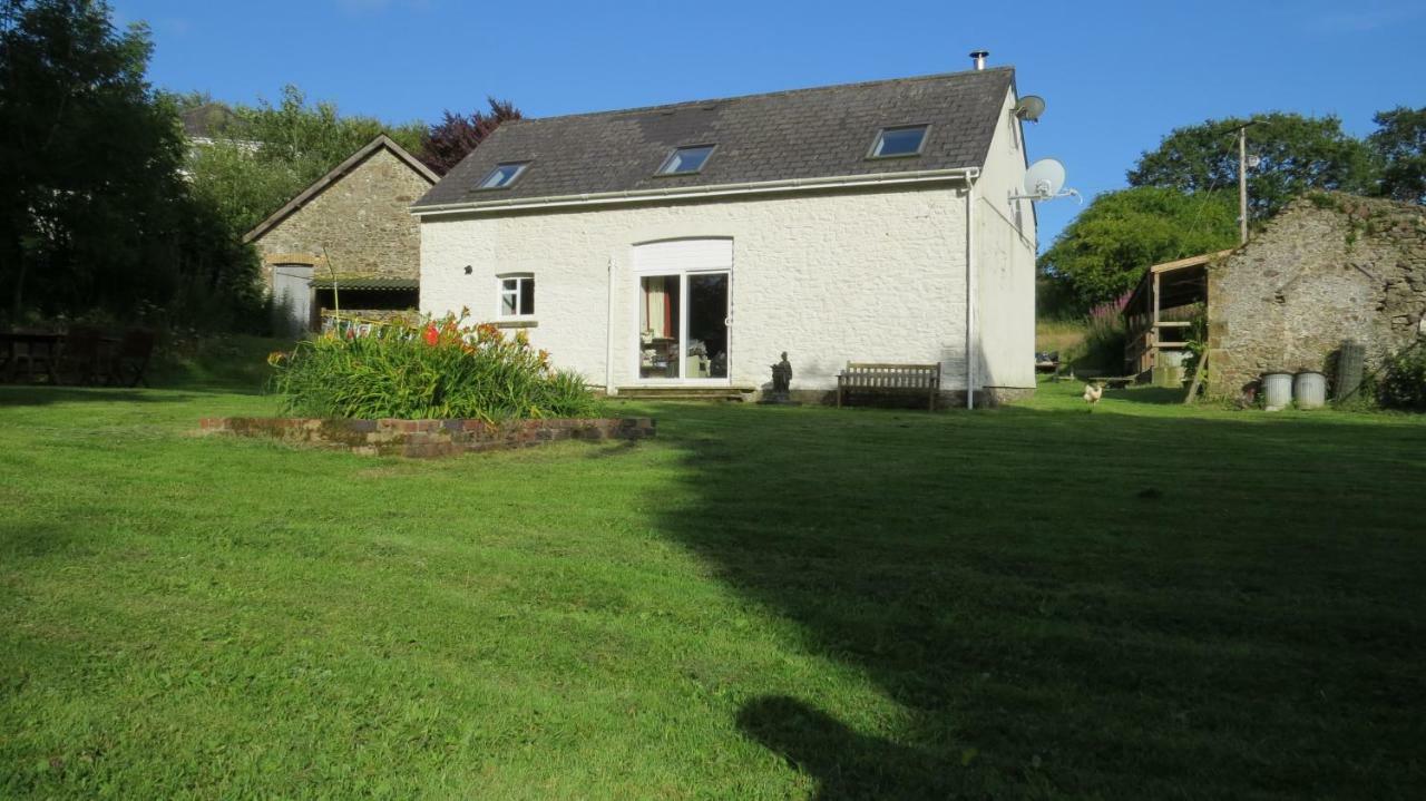 Cwmddol Fawr Cottage Carmarthen Exterior photo